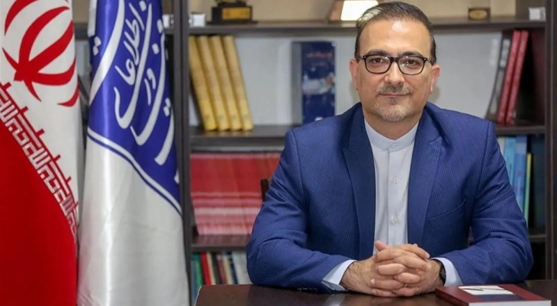 وقتی انتشارات را تحویل گرفتم، مثل یک ماشین قراضه بود، با چنگ و دندان مجموعه را حفظ کردیم...